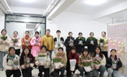 8x8x
举办"女神节"主题活动